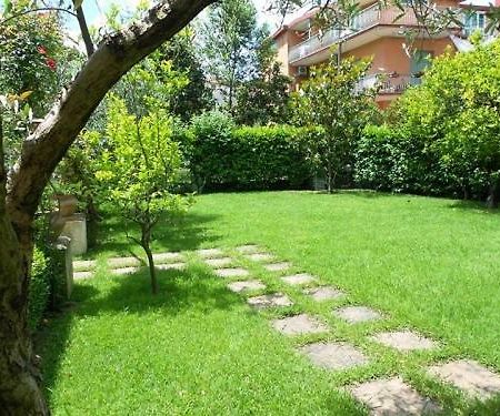 Villa Scimmia Scauri  Exterior foto